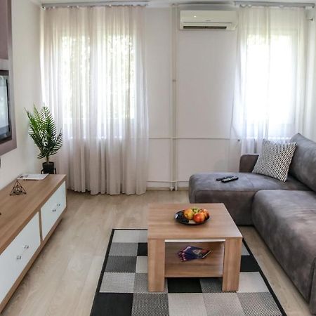 Delta City New Belgrade Apartment Free Public Parking Exterior foto