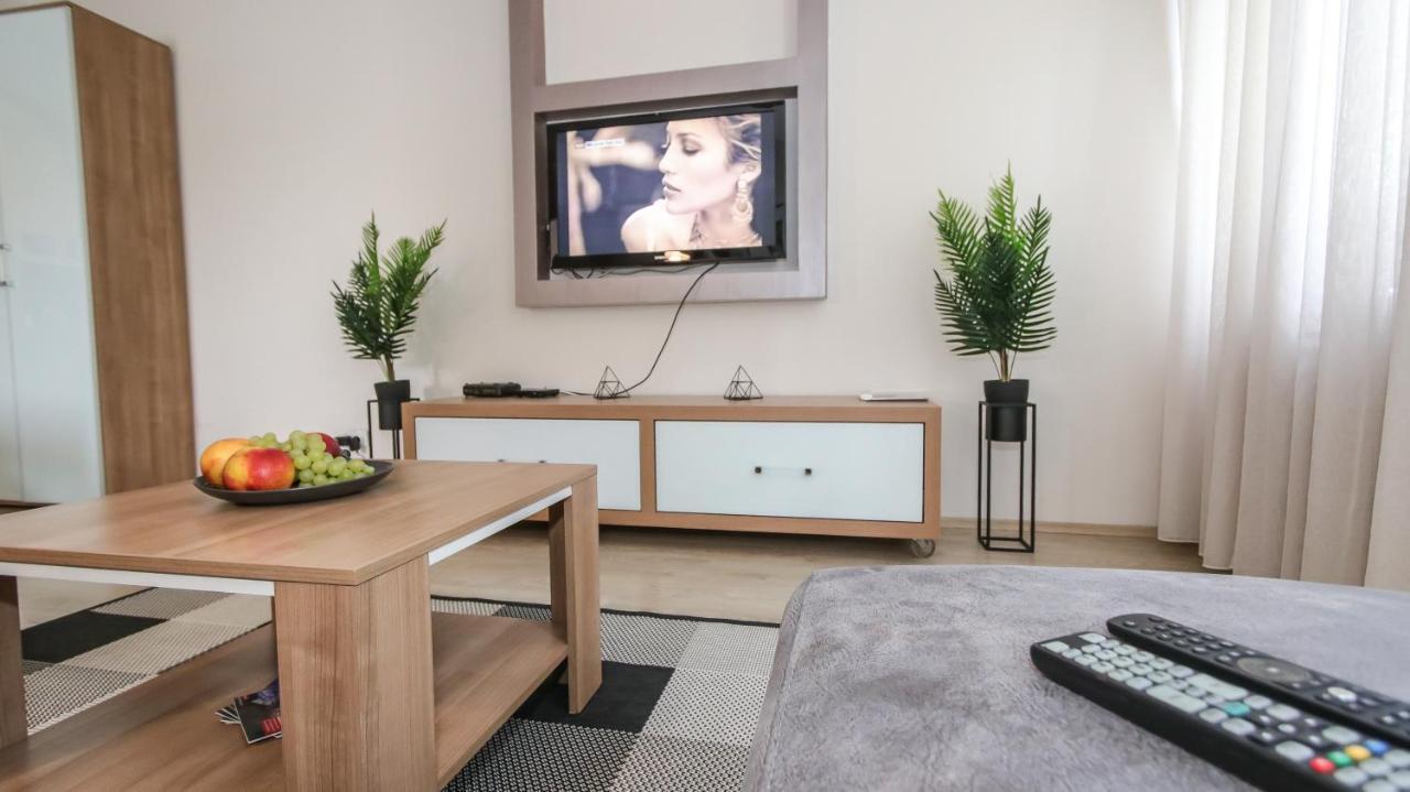Delta City New Belgrade Apartment Free Public Parking Exterior foto